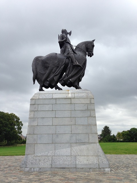 Outlaw King Tour, Bannockburn, Scone Palace, Dunfermline Abbey. 